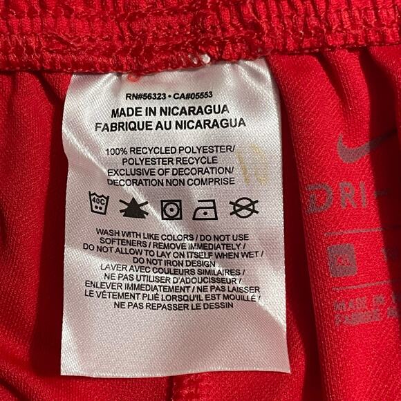 Nike Womens Athletic Shorts Size XL Red Soccer Football Shorts Dri Fit Mid Rise - Picture 5 of 10